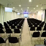 Hotel Cube 4*