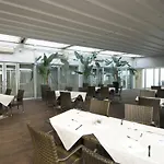 Hotel Cube