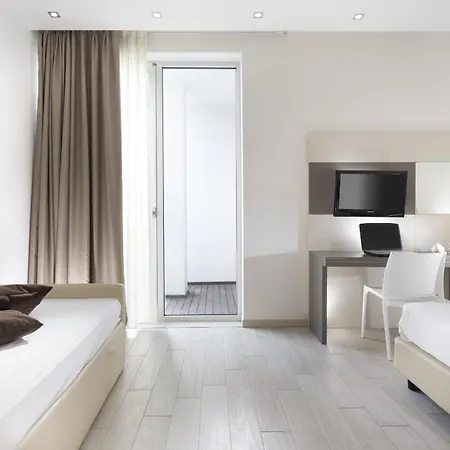 Cube Hotel